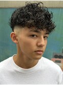 スペインカールツイストパーマフェードツーブロックメンズパーマ