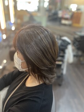 アパルトメント ジェシカ(l'appartement de Jessica) 透明感グレージュ～ハイライトをのせて～