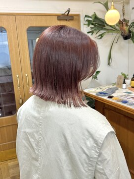 シエン 恵比寿(CIEN) 切りっぱなしボブのブリーチなし艶髪レッドカラー