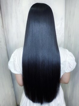 アンフィサンクミル 銀座(AnFye cinq mille)の写真/【縮毛矯正+LULU TR+カット¥23,990】驚異のリピート率！やればやるほど艶が増す◇手触り&質感を改善♪