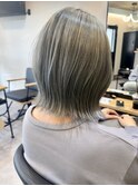 グレージュ×ボブ
