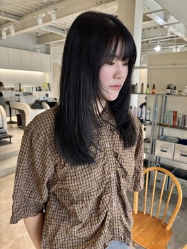 グリーン(green) リナ ダークカラー×レイヤーカット