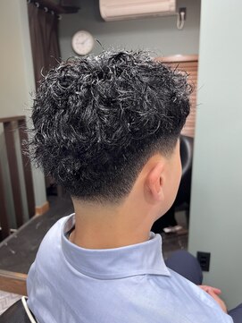 スタンドバーバー 柏(STAND BARBER) MEN’S HAIR/サーフカール/刈り上げセンターパート/柏/柏駅