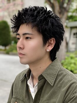 バズフロー バイ ディーアンドティー(BUZZ FLOW by D&T)の写真/【4/1NEW OPEN】仕事も休日も「ちょうどいい」かっこよさを。2wayスタイルで毎日をもっとオシャレに。
