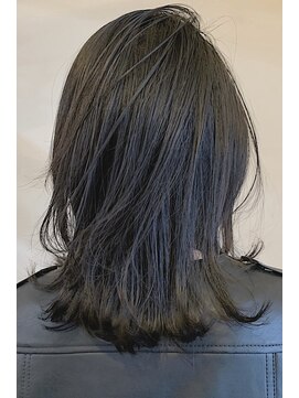 レセ 南柏店(Laissez) ブルーブラック×外ハネレイヤーで攻め女子【レセ南柏店】