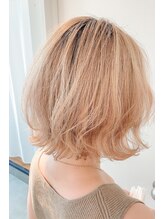 ハク アトリエ(HaKU atelier)&nbsp;ブロンドカラー抜きっぱなしハイトーンホワイトベージュ