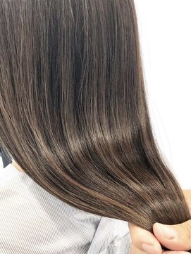 フォンズ(FONS) 髪質改善 酸熱トリートメント うるつやロング シアーベージュ