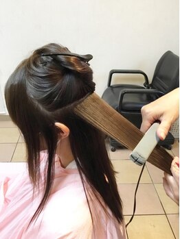 サクラ(SaKuRa)の写真/くせ毛で悩んでる方必見！ファイテンのリペア施術で髪質改善しながら縮毛矯正ができます！