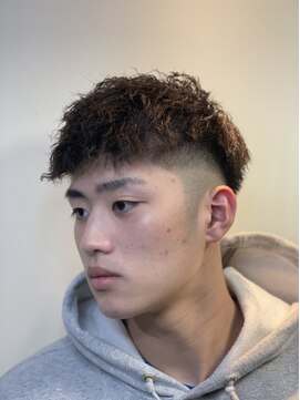 ヒロギンザ 新橋銀座口店(HIRO GINZA) ツイストフェード