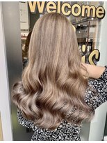 ラビス(Lovis)&nbsp;ミディアム/暗めカラー/デザインカラー/フェイスフレーミング