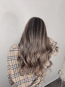 リファイン バイ アフィナー 本厚木店(Refine by Afinar) バレイヤージュ×グレージュ【本厚木】