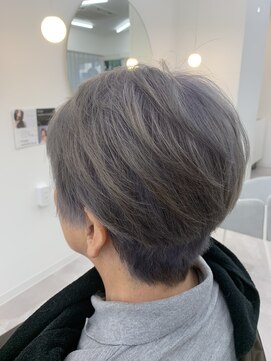 ビル(B.i.L) 70代ミセススタイル