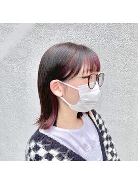 フェイス 石川町 (FACE) 大人可愛いインナーカラー前下がりショート/HONOKA