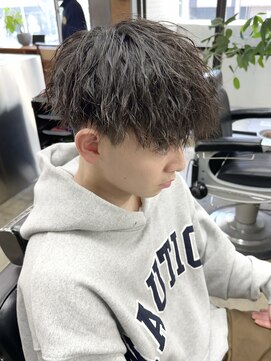 ロンドガルマン 名古屋(Lond GULLMAN) 【Lond GULLMAN江村】縦落ちのチリつかないツイスパ