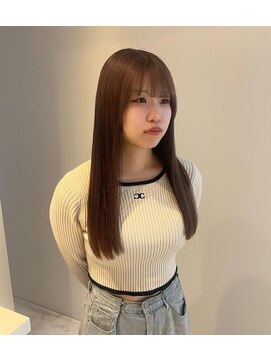 アリーズ シブヤ(ALLYS shibuya) あたたかみのあるベージュ