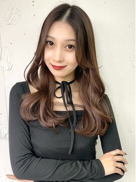 ヴェイン 渋谷(vain) ★くびレイヤー黒髪エモージュ小顔レイヤーロンググレーベージュ