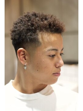 キングスマントーキョー 多摩センター2nd(KINGSMAN TOKYO) ツイストパーマ