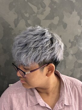 ヒロギンザ 難波店(HIRO GINZA) 「個性を引き出す、洗練シルバーヘア。」