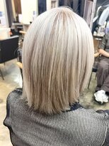 オジョマノ(OjOmano) 〈c3〉大人ショートハイライト髪質改善キッズカット前髪30代40代