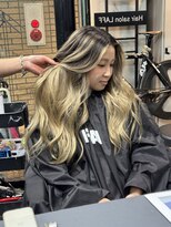 ラフ(LAFF)&nbsp;バレイヤージュ/シャドウルーツ/ハイライト/レイヤーカット