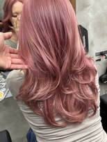 エッセンザ 梅田(ESSENZA)&nbsp;ハイトーンピンクカラーダブルカラーレイヤーカット海外レイヤー