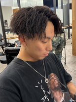 エルマーク 四条烏丸(L-MARK) センターパート/波巻きパーマ/スパイラルパーマ/men's