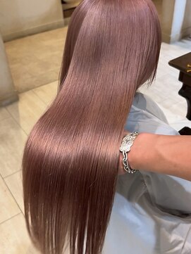 ライン(LYNE) 艶髪/透明感/ピンクベージュ/ロング/ストレート