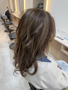 サンサーラ 屋島店(SAMSARA) ミディアムレイヤー