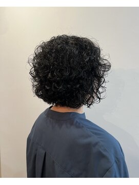ピュアソウル(Pure Soul) カットで変わる！くせ毛を活かすレイヤーボブ
