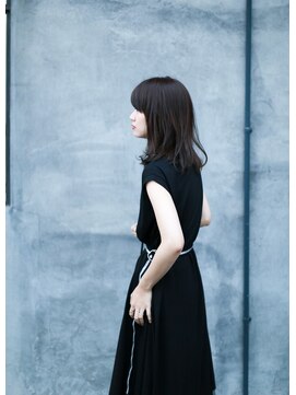 ホワイトルーム(White Room) アッシュグレーのグラデーションカラー♪