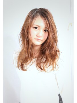 クオーレ(CUORE) センターパート×ゆるふわ×無造作×耳かけ×大人かわいいロング