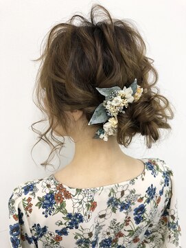 クラウン ヘアー(CLOWN hair) おだんごヘア