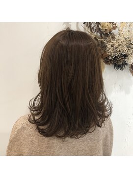 マド ヘア(mado hair) ふわふわミディアム