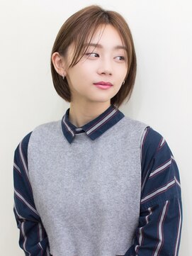 フロリタ(florita) 大人可愛い♯20代30代40代♯耳かけ前下がりひし形ショートボブ