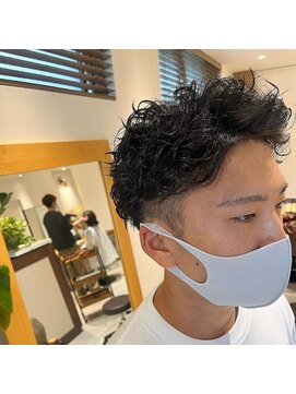 コスタエストオブリシェール(COSTA EST of RICHAIR) 細かいスパイラルパーマ