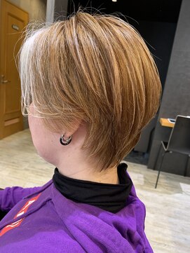 トレ(tre.) 甲子園口/髪質改善/白髪染め/ショート/酸性ストレート/美容室