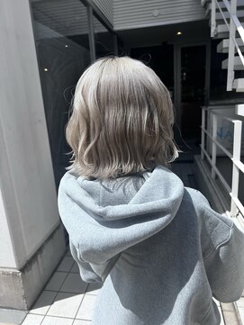 アソビ 表参道(ASOBI) ダブルカラー　ホワイトベージュ　ボブ