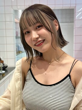 ロンドルーチェ 心斎橋(Lond luce) ダークアッシュ/ミディアムレイヤーカット［髪質改善/縮毛矯正］