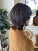 外ハネくびれミディアムクセを活かした扱いやすい髪型豪徳寺