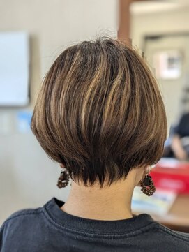 ヘアースタジオ ジャム(JAM) コンパクトくびれショート