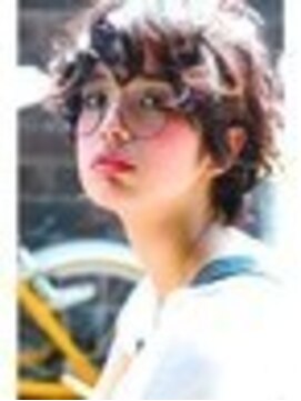 シエナ 渋谷(Siena) siena 外国人びクセ毛の様なショートマッシュ