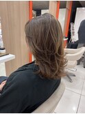 ママさんに大人気　ミディアムレイヤー