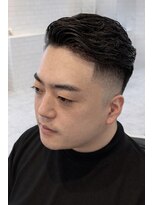 ゼロスバーバー(0's BARBER SHOP) バーバースタイル/フェード/アイロンパーマ/短髪/ショート