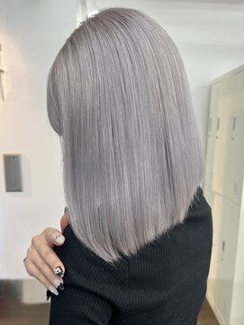 ディーエヌエー バイ エゴル(DiNA by ENGOL) 圧倒的ホワイトシルバー