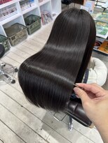 パドトロワ(Pas de trois) 20・30代の忙しい毎日を楽にする髪質改善/艶固定化システム