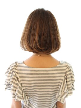 レウナ 外苑前(Reuna) ３０代・４０代に人気大人可愛いワンカールボブ