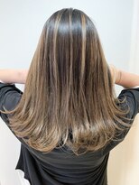 リル 川西(LiL') バレイヤージュ&アディクシーカラー