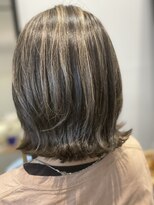 リベルタ(LIBERTA)&nbsp;ハイライト/白髪染め卒業/地毛にハイライト