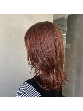 リジー(Litzy) 秋冬ピンクカラー