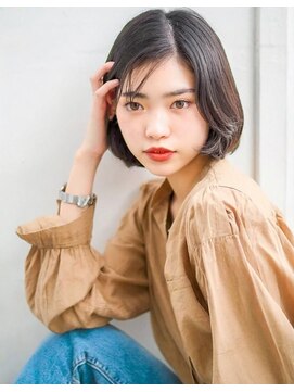 ミスグランディーヴィラス(Miss Grandee VILLAS) 福岡小倉黒髪ミニボブ顔回りレイヤーカット